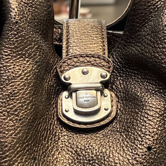 Louis Vuitton Mahina Monogram Hobo Bag - Picture 6 of 14